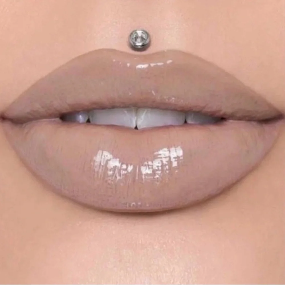 Jeffree Star Silk Rope lip gloss
